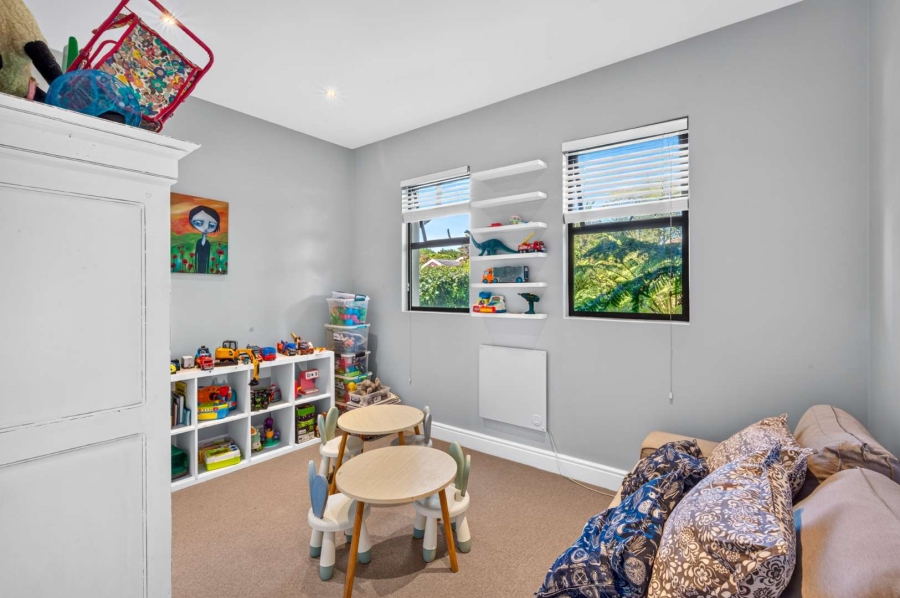 5 Bedroom Property for Sale in Claremont Upper Western Cape
